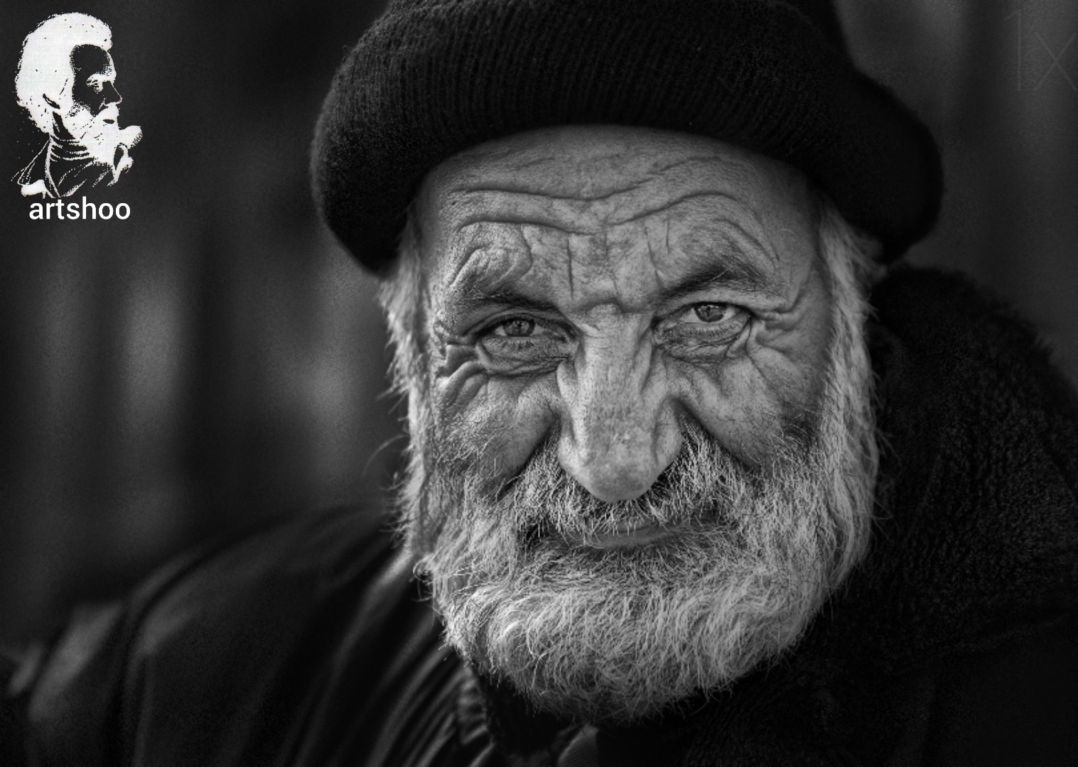 مدل پرتره سیاه قلم